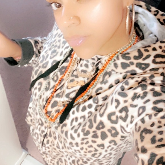 Meet your Posher, Tiffany - Picture 7 of 10